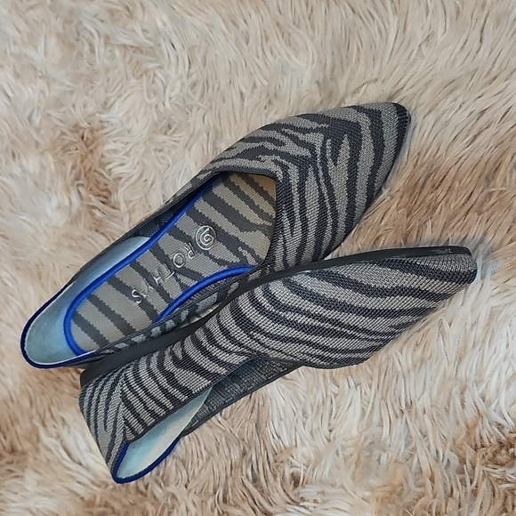 Rothy’s The Point Size 9.5 Gray Zebra Stripe Flats - Picture 4 of 9
